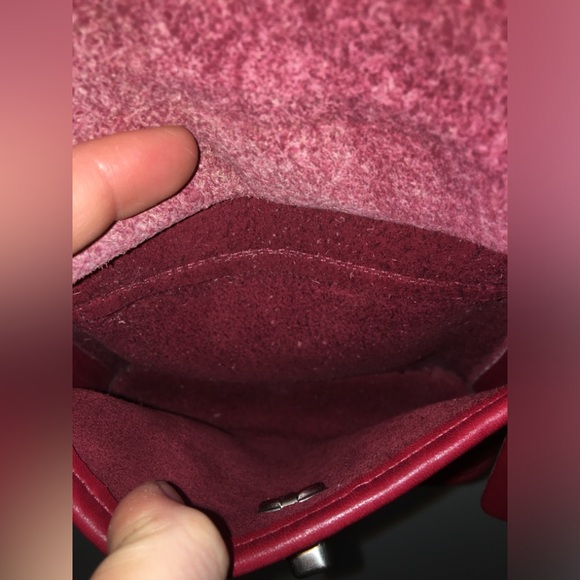 COACH Red Vintage Tango Leather Crossbody with Turn Key Latch and Flap RARE - Picture 15 of 17